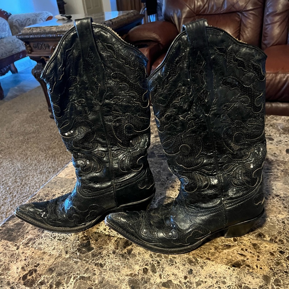 Women’s Black Corral Boots Size 9